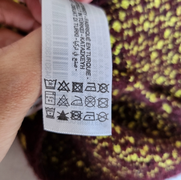 ๐๏ธ SALE ๐๏ธ Zara M checkered cut out sweater, brown and yellow - Picture 8 of 10